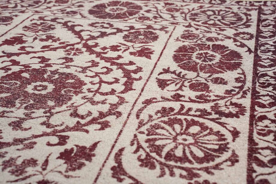 Louis De Poortere tapijt Antiquarian Suzani 9734 Zephyr zoom 5