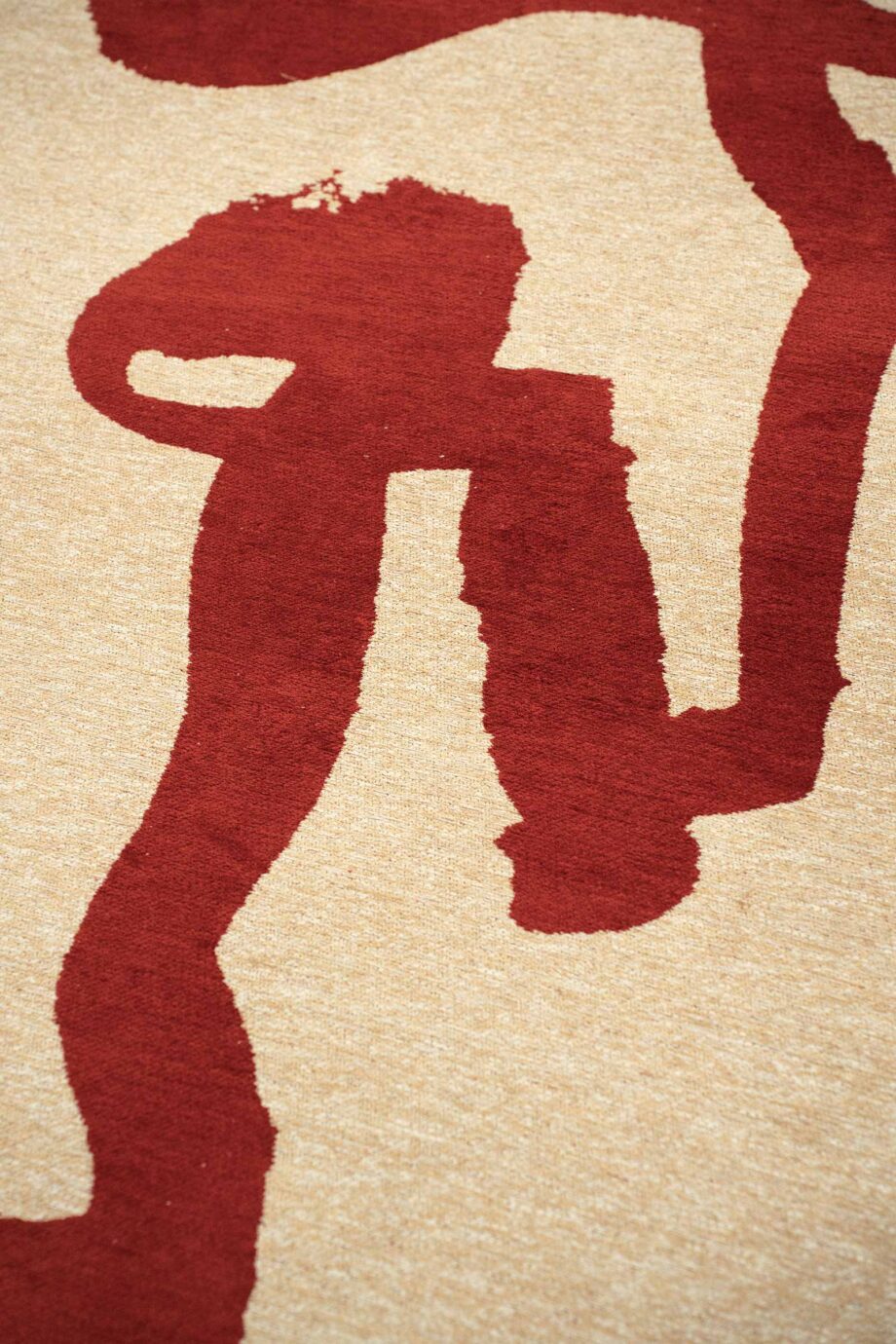 Louis De Poortere tapijt Craft Ribbon 9847 Imperial Red zoom vertical
